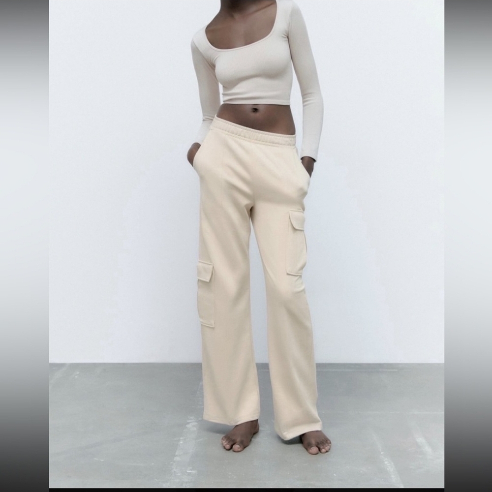 Zara Cream Plush Cargo Sweatpants